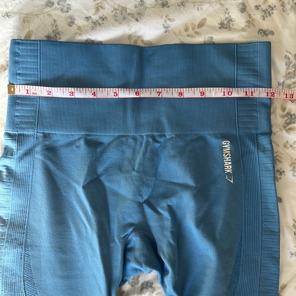 Gymshark: Blue Leggings with Cutout Detailing: Size S - Picture 5 of 8